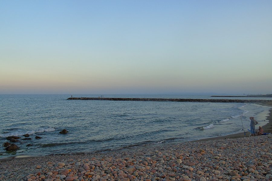 Atardecer en la playa de Puçol